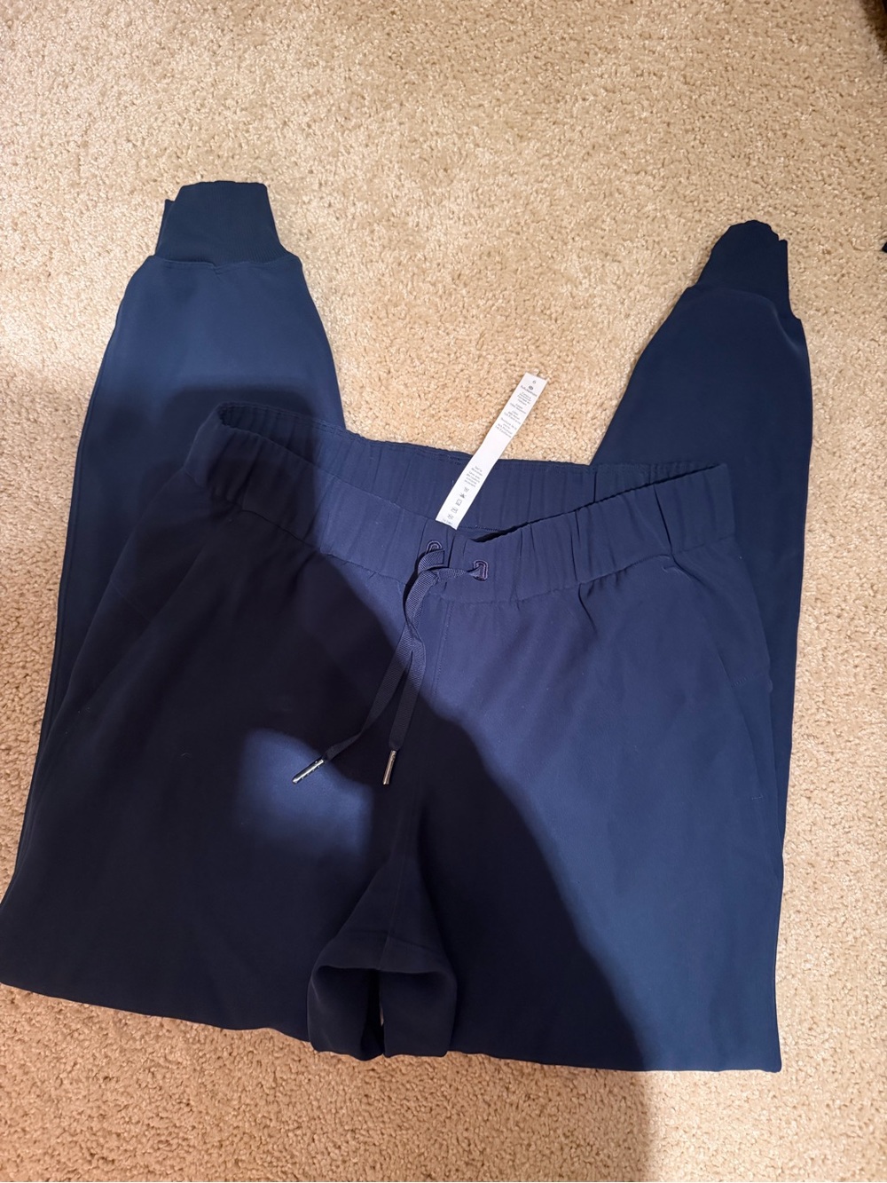 Navy on the fly pants